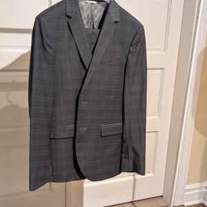 Tristan - Men's Gray Checkered Blazer